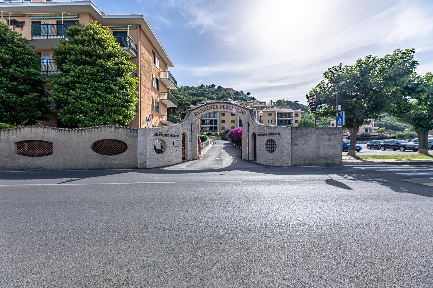 Ferienwohnung La Dimora Della Lullu, Luxury Pietra Ligure Exterior foto